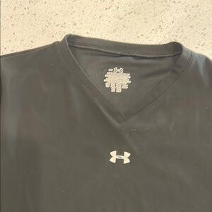 Under Armour Women’s Black Short Sleeve Performance Tee